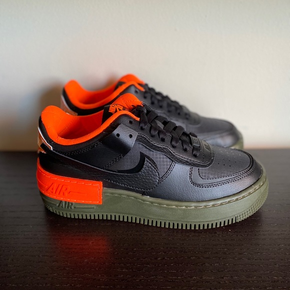 af1 hyper crimson